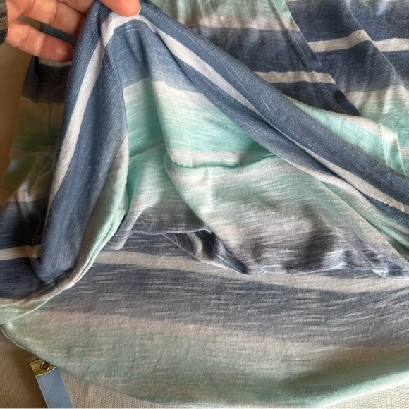 Splendid Blue Striped Surplice Back Tank - Size Medium - Picture 7 of 11